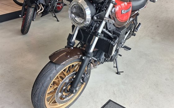 Gebrauchtmotorrad Kawasaki Z650 RS 50th Anniversary - Bild 4