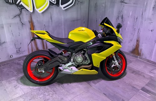 Gebrauchtmotorrad Aprilia RS 660