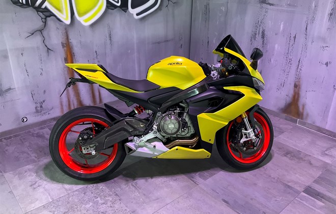 Aprilia RS 660
