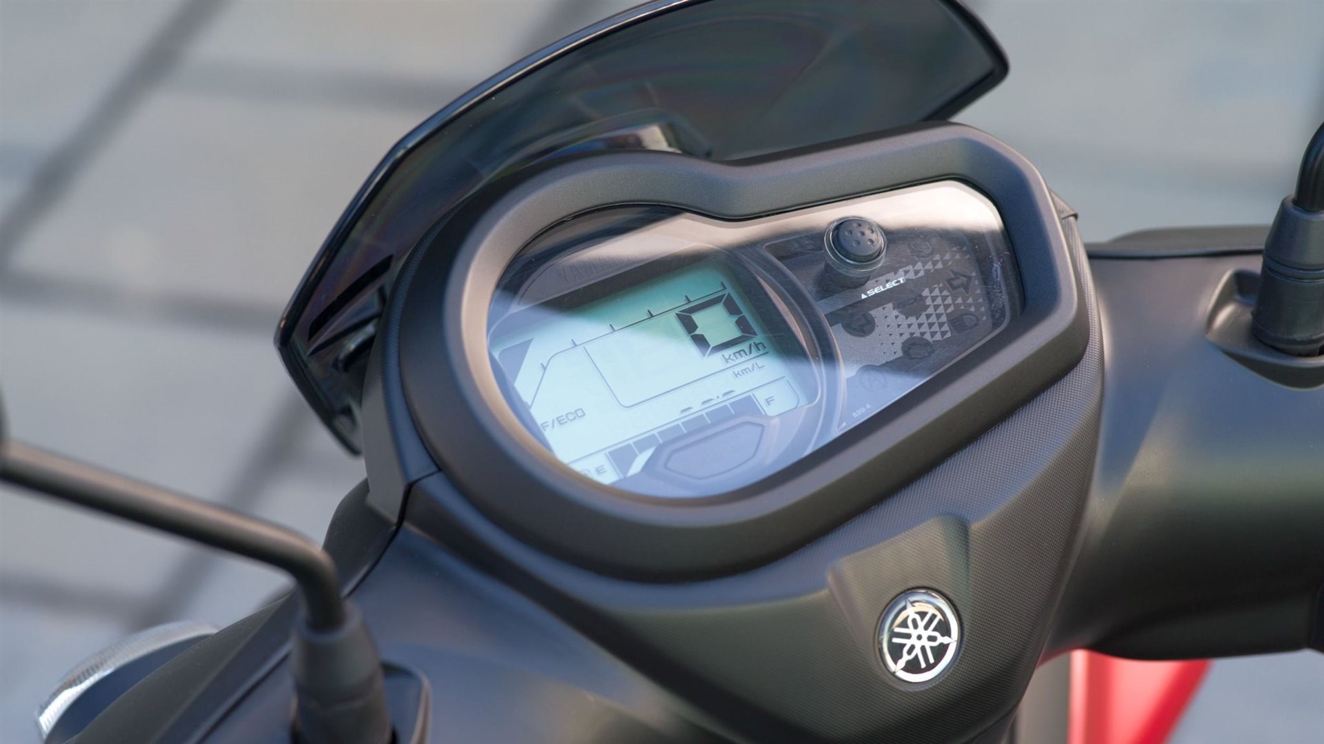Yamaha RayZR
