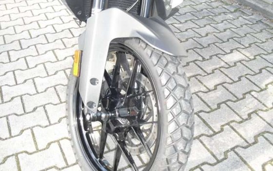 Gebrauchtmotorrad KTM 390 Adventure - Bild 5