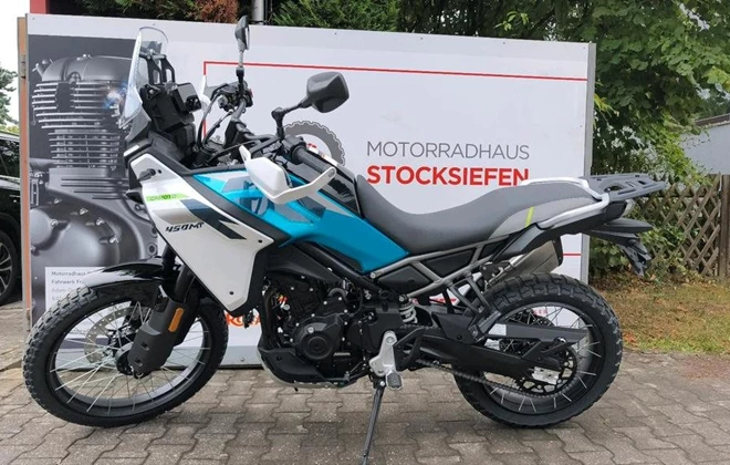CFMOTO 450MT