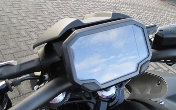 Gebrauchtmotorrad Kawasaki Z650 S - Bild 4
