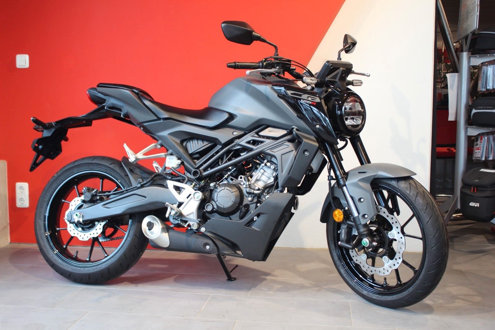 Honda CB125R