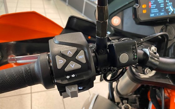 Gebrauchtmotorrad KTM 790 Adventure R - Bild 5