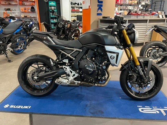 Suzuki GSX-8T