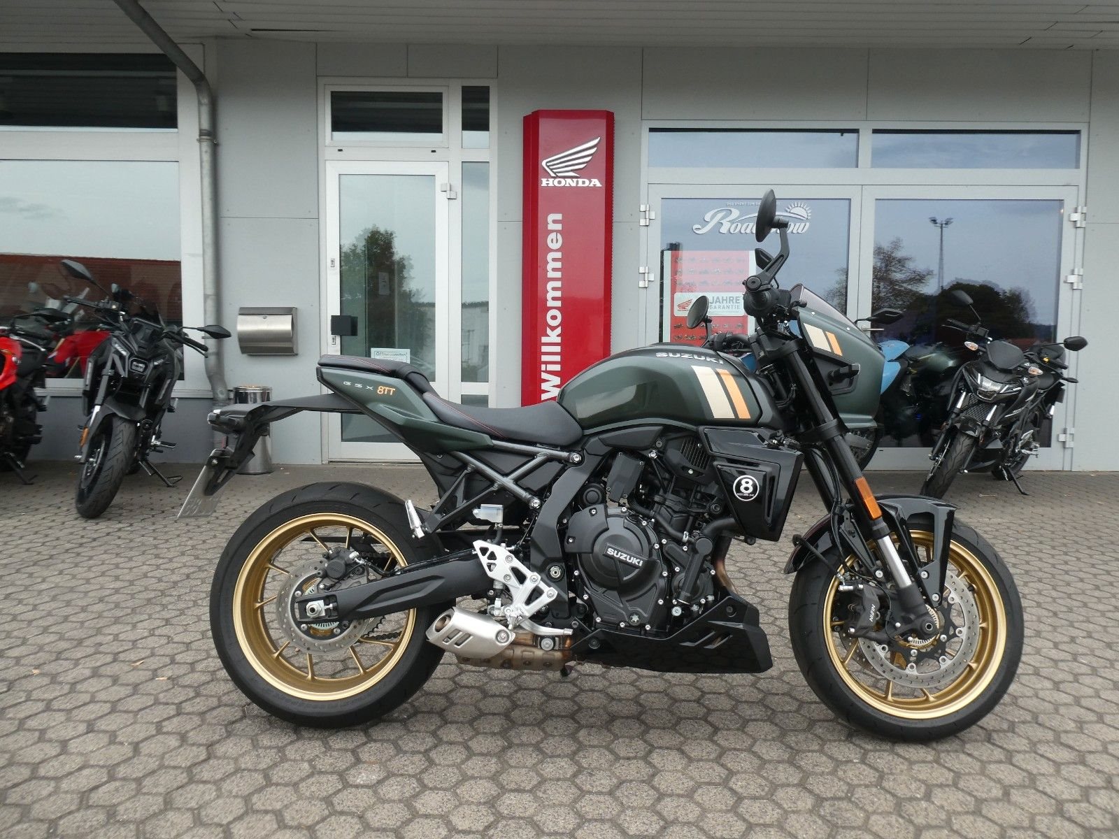 Suzuki GSX-8TT