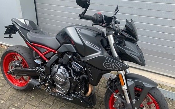 Gebrauchtmotorrad Suzuki GSX-8S - Bild 5