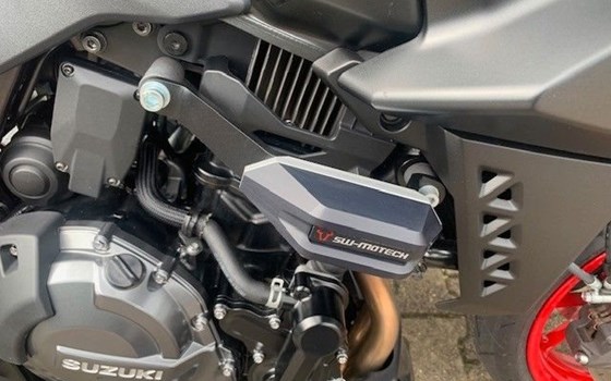 Gebrauchtmotorrad Suzuki GSX-8S - Bild 6