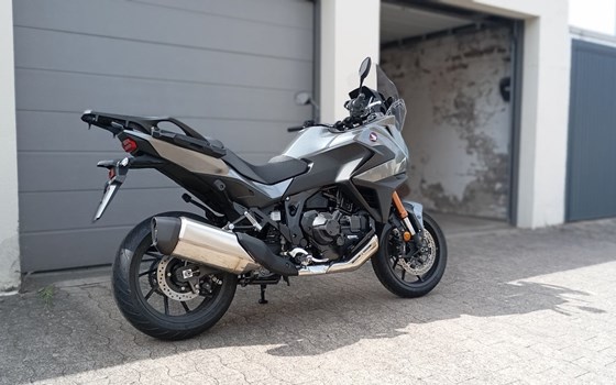 Gebrauchtmotorrad Honda NT1100 DCT Electronic Suspension - Bild 6