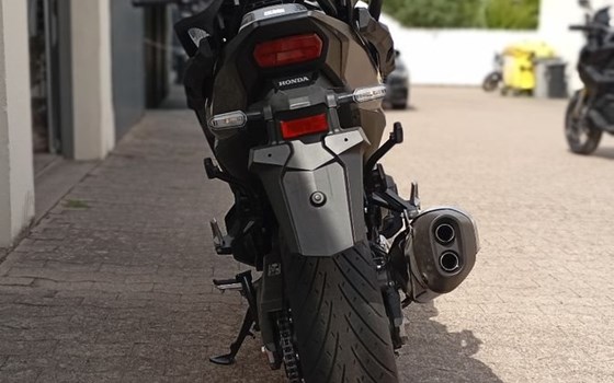 Gebrauchtmotorrad Honda NT1100 DCT Electronic Suspension - Bild 8