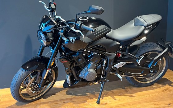 Gebrauchtmotorrad Triumph Trident 800 - Bild 5