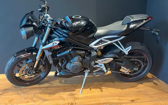 Gebrauchtmotorrad Triumph Street Triple RS - Bild 3