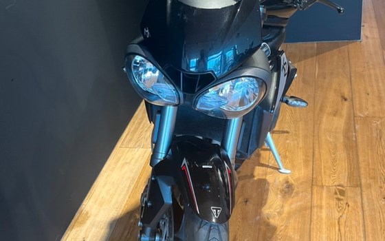 Gebrauchtmotorrad Triumph Street Triple RS - Bild 4