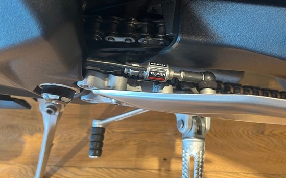 Gebrauchtmotorrad Triumph Street Triple RS - Bild 7