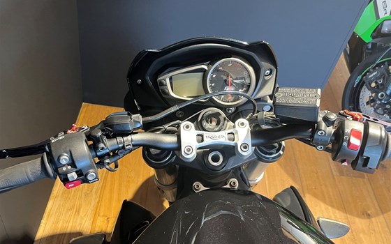 Gebrauchtmotorrad Triumph Street Triple S - Bild 5