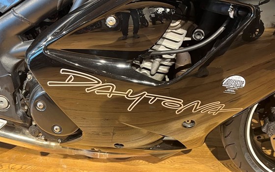 Gebrauchtmotorrad Triumph Daytona 955i - Bild 8