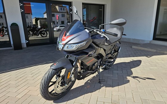 Neufahrzeug Aprilia Tuono 125 - Bild 3