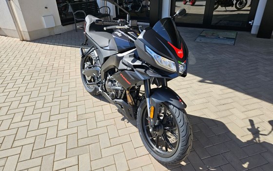 Neufahrzeug Aprilia Tuono 125 - Bild 7