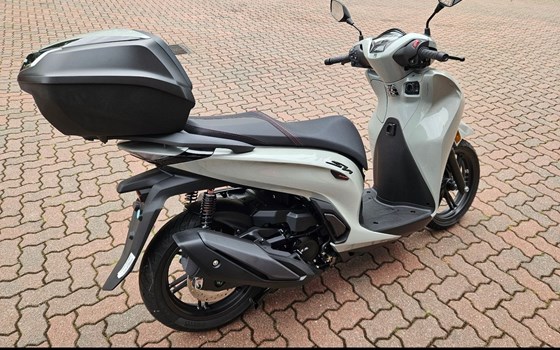 Gebrauchtmotorrad Honda SH350i - Bild 3