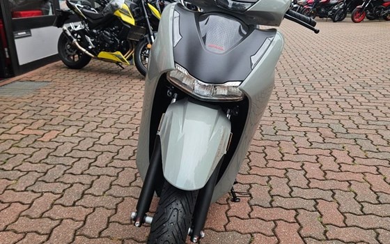 Gebrauchtmotorrad Honda SH350i - Bild 6
