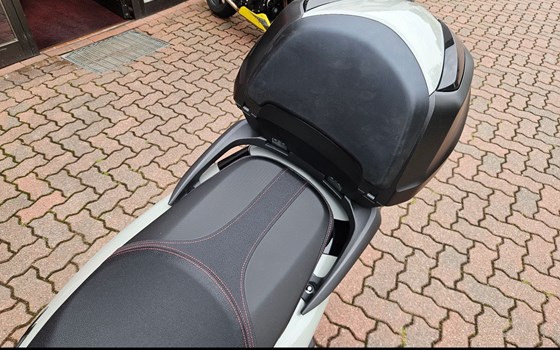 Gebrauchtmotorrad Honda SH350i - Bild 8