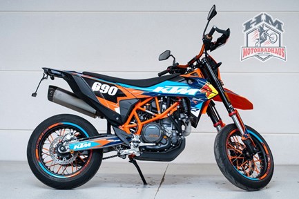 KTM 690 SMC R
