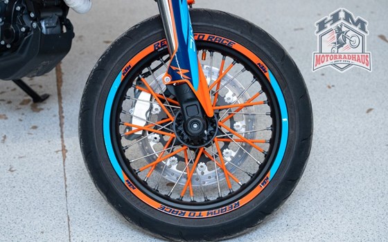 Gebrauchtmotorrad KTM 690 SMC R - Bild 14