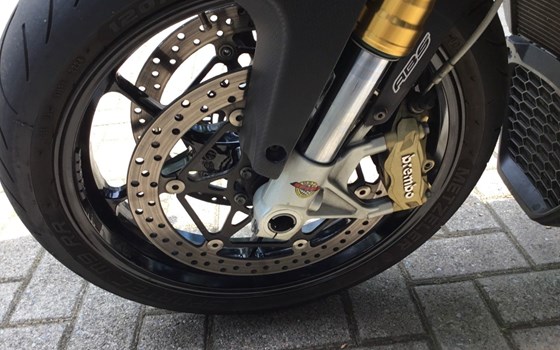 Gebrauchtmotorrad Aprilia Tuono V4 1100 Factory - Bild 11