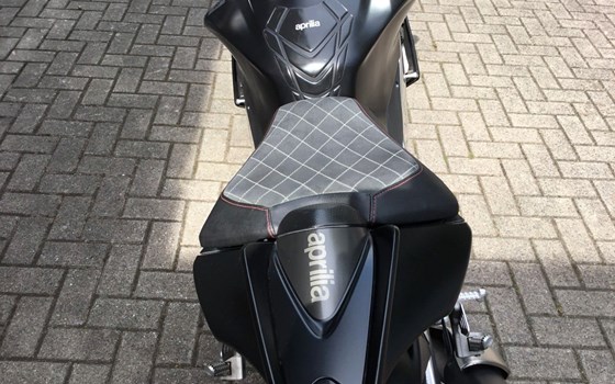Gebrauchtmotorrad Aprilia Tuono V4 1100 Factory - Bild 14