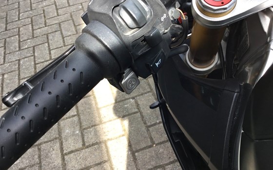 Gebrauchtmotorrad Aprilia Tuono V4 1100 Factory - Bild 15