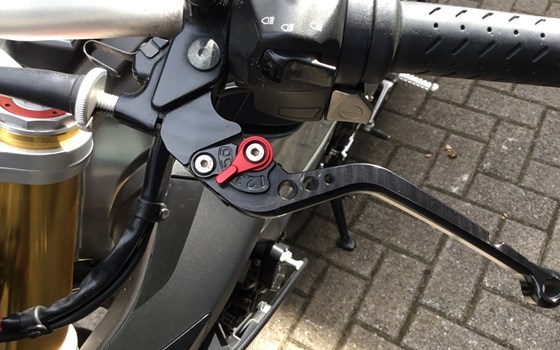 Gebrauchtmotorrad Aprilia Tuono V4 1100 Factory - Bild 16