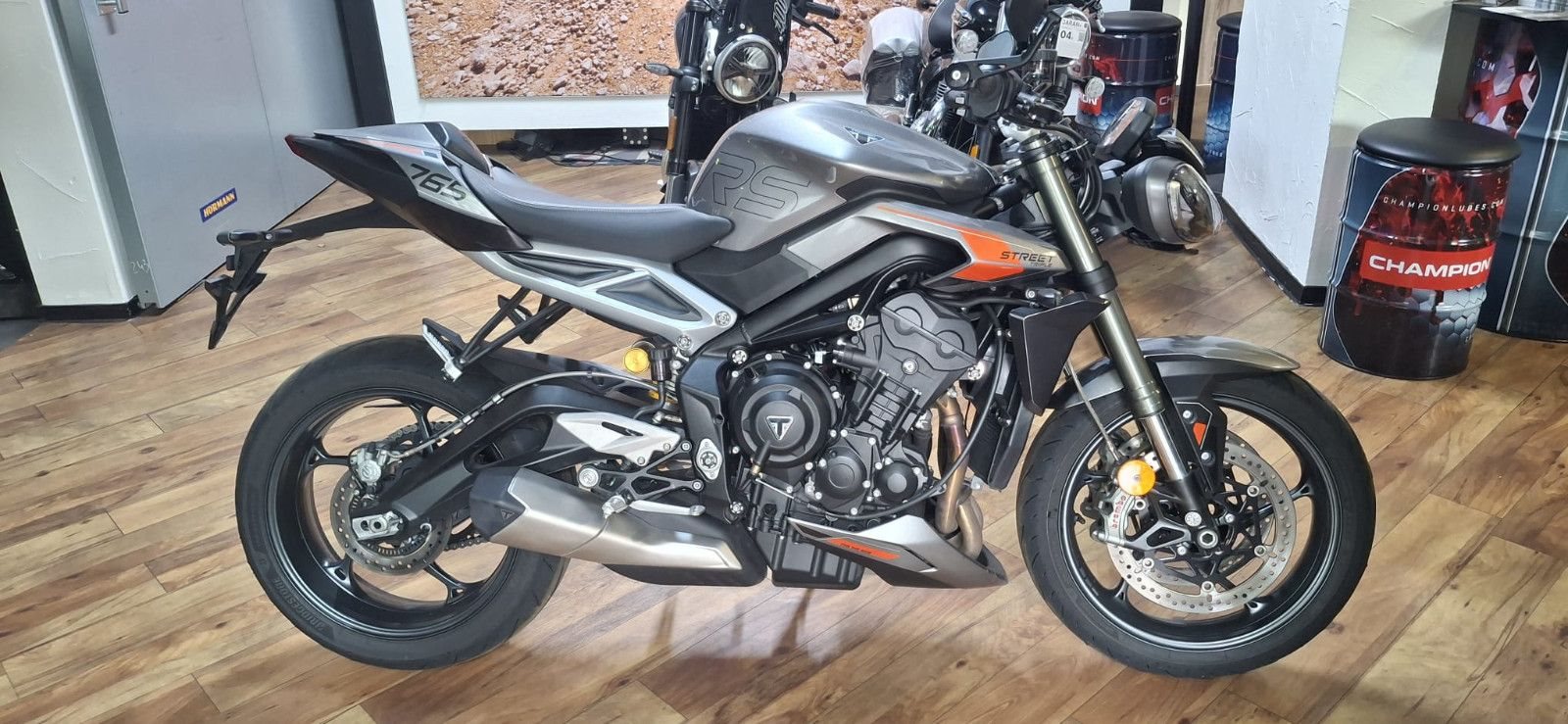 Triumph Street Triple RS