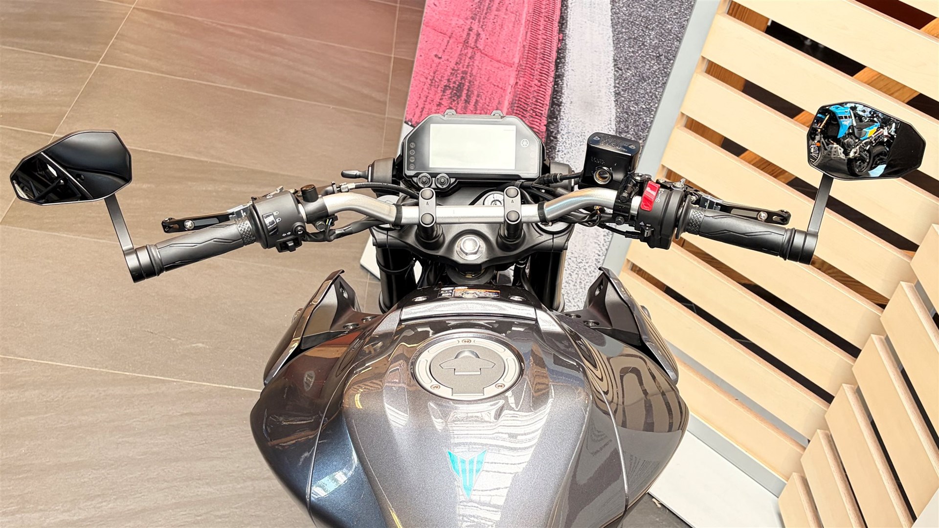 Yamaha MT-03, Akrapovic Miniheck A2 32kW wenig KM
