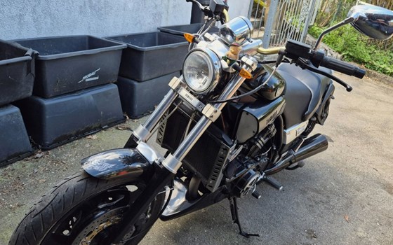 Gebrauchtmotorrad Yamaha V-Max VMX 1200 - Bild 3