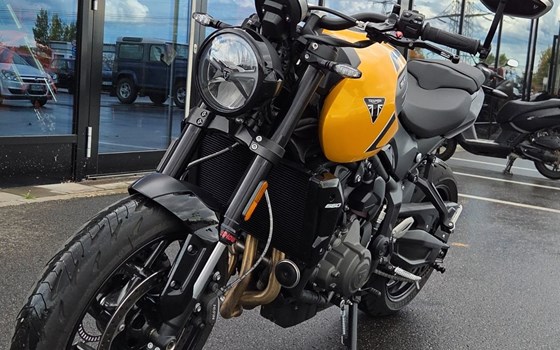 Gebrauchtmotorrad Triumph Trident 660 - Bild 2