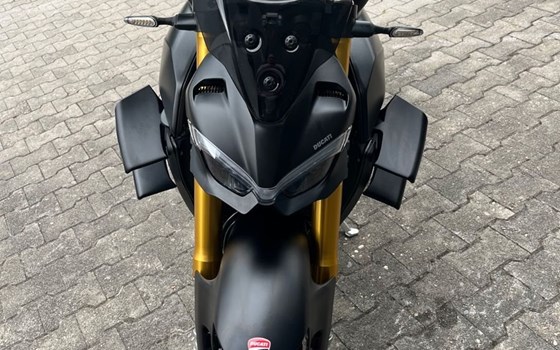Gebrauchtmotorrad Ducati Streetfighter V4 S - Bild 2