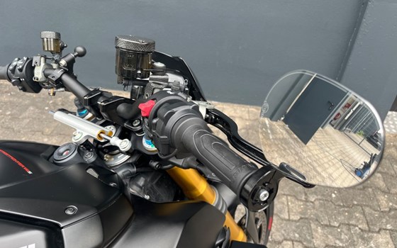 Gebrauchtmotorrad Ducati Streetfighter V4 S - Bild 5