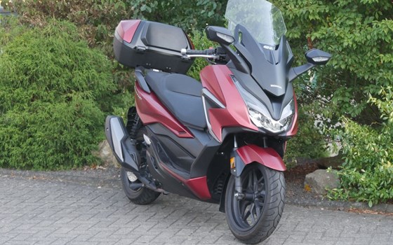 Gebrauchtmotorrad Honda Forza 350 - Bild 1