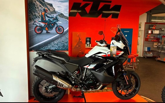 Gebrauchtmotorrad KTM 1390 Super Adventure S EVO - Bild 2