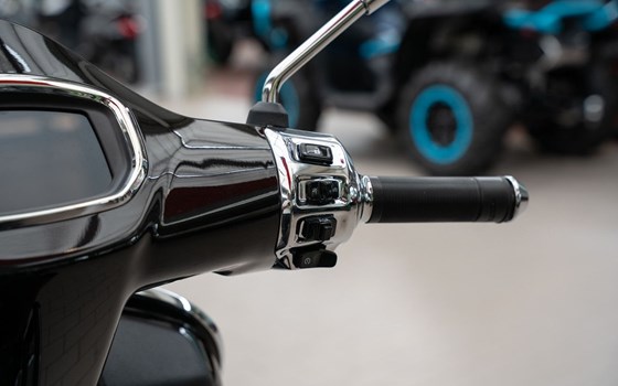 Neufahrzeug Vespa GTS 125 Supersport iGET - Bild 10