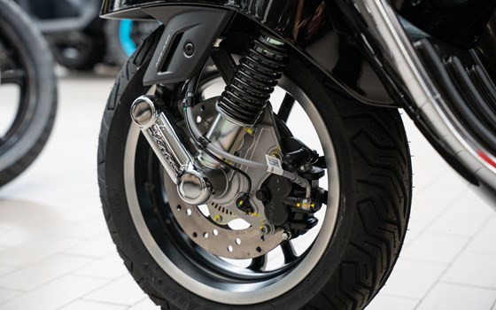 Neufahrzeug Vespa GTS 125 Supersport iGET - Bild 12