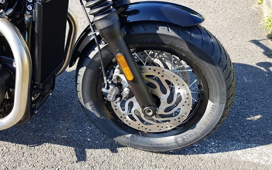 Gebrauchtmotorrad Triumph Bonneville Bobber - Bild 10