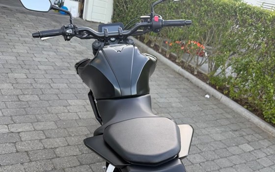 Gebrauchtmotorrad Honda CB125R - Bild 5