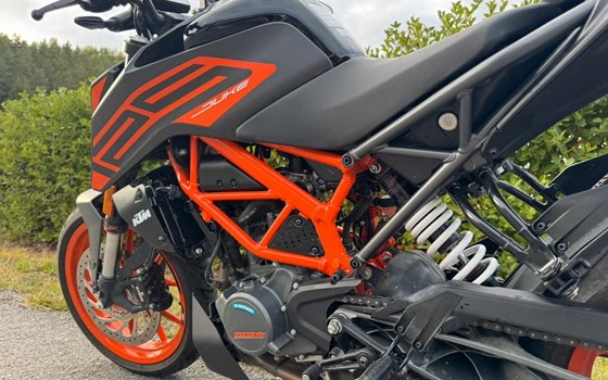 Gebrauchtmotorrad KTM 125 Duke - Bild 12