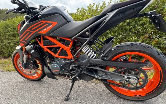 Gebrauchtmotorrad KTM 125 Duke - Bild 8