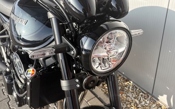 Neufahrzeug Kawasaki Z900 RS - Bild 10