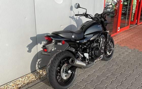 Neufahrzeug Kawasaki Z900 RS - Bild 17