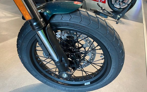 Gebrauchtmotorrad Ducati Scrambler Nightshift - Bild 12