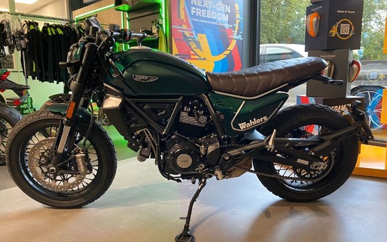Gebrauchtmotorrad Ducati Scrambler Nightshift - Bild 3